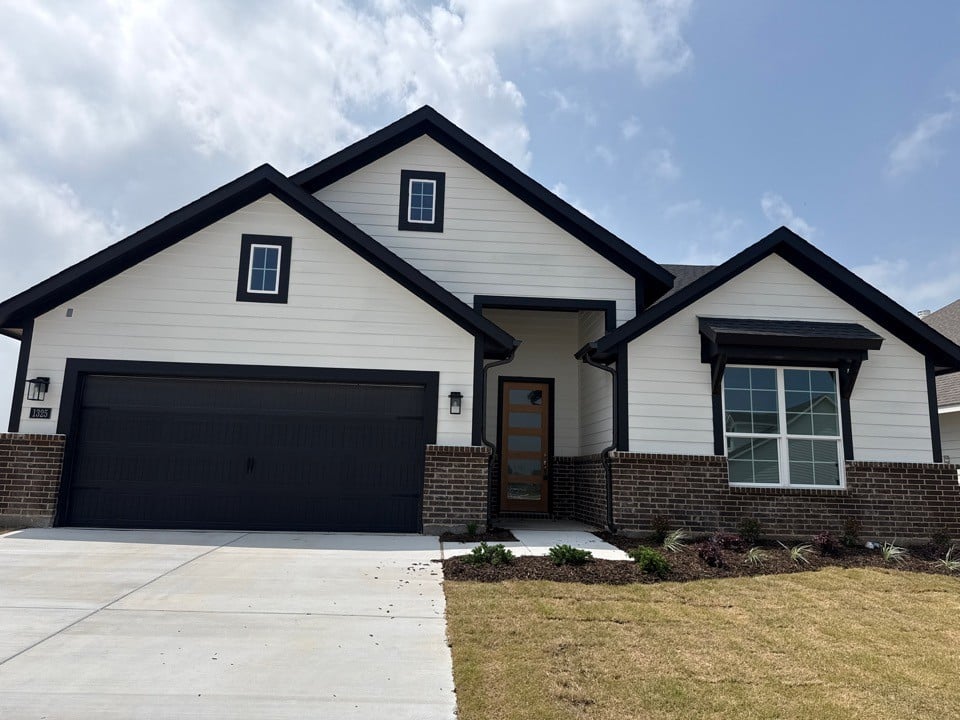 1325 Frio Drive