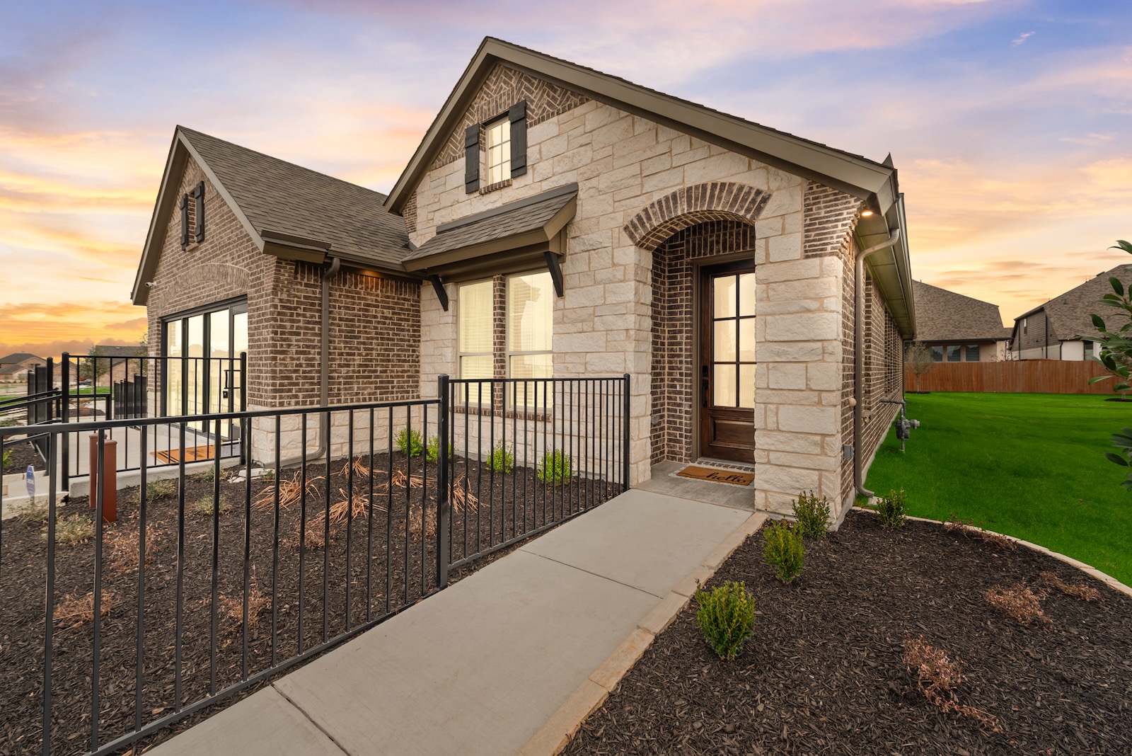15045 Elite Drive - MLS - 009