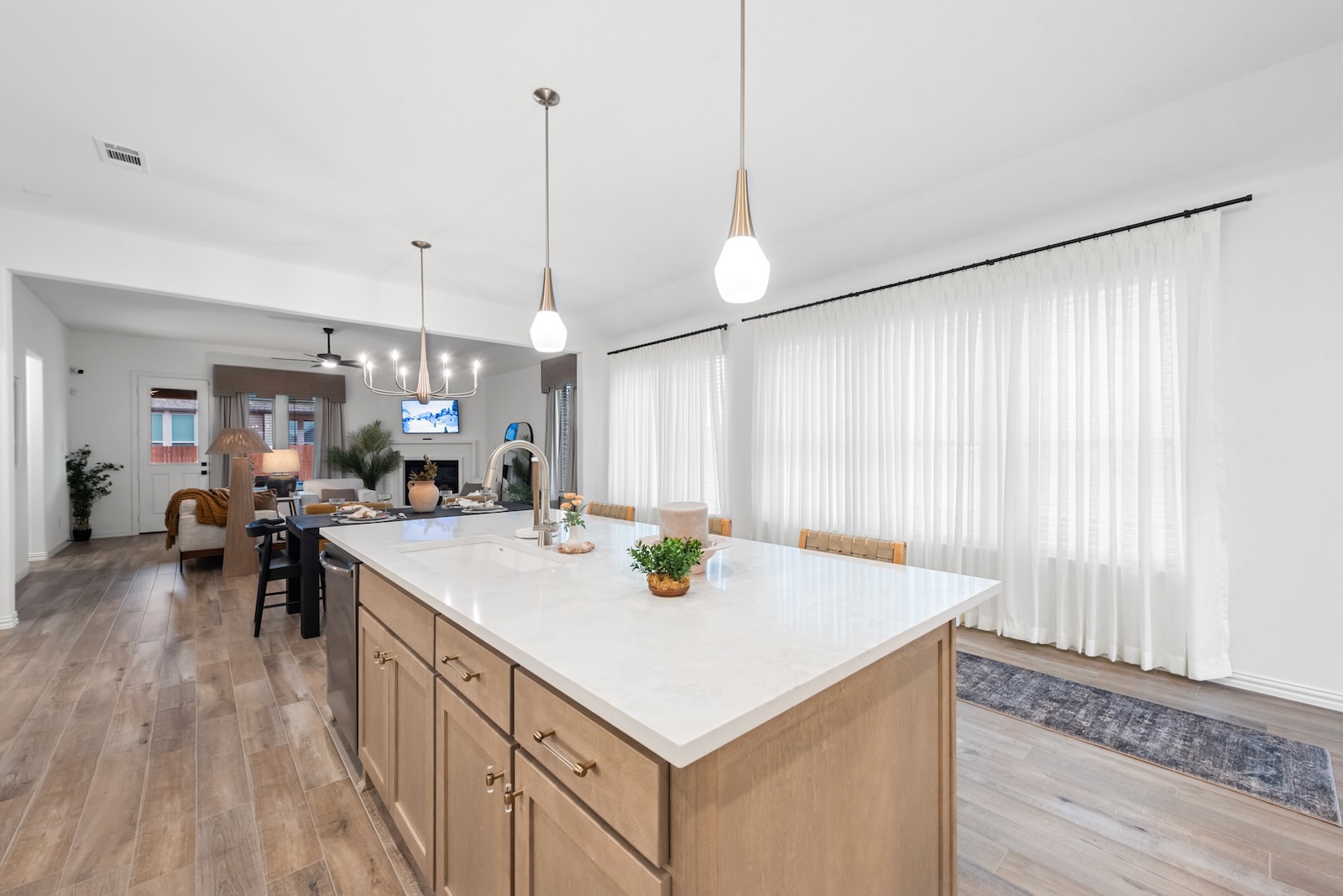 15045 Elite Drive - MLS - 024
