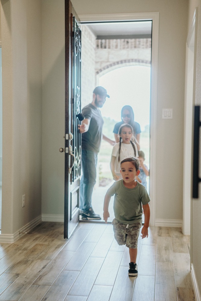 Family moving into new home