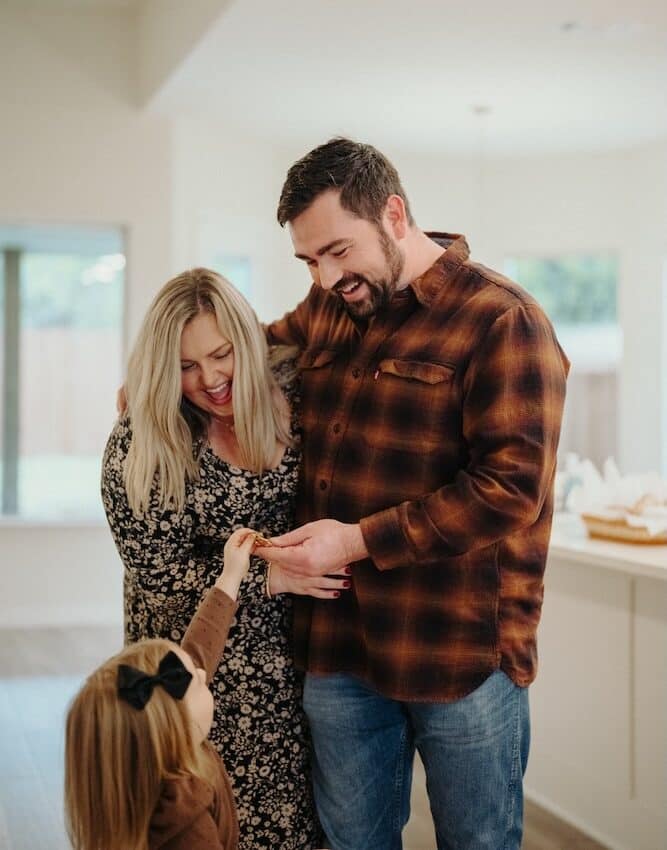 Family moving into new home